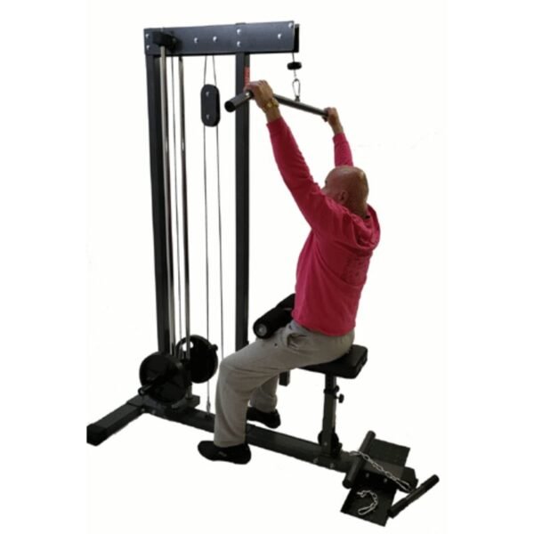 lat/row machine in use